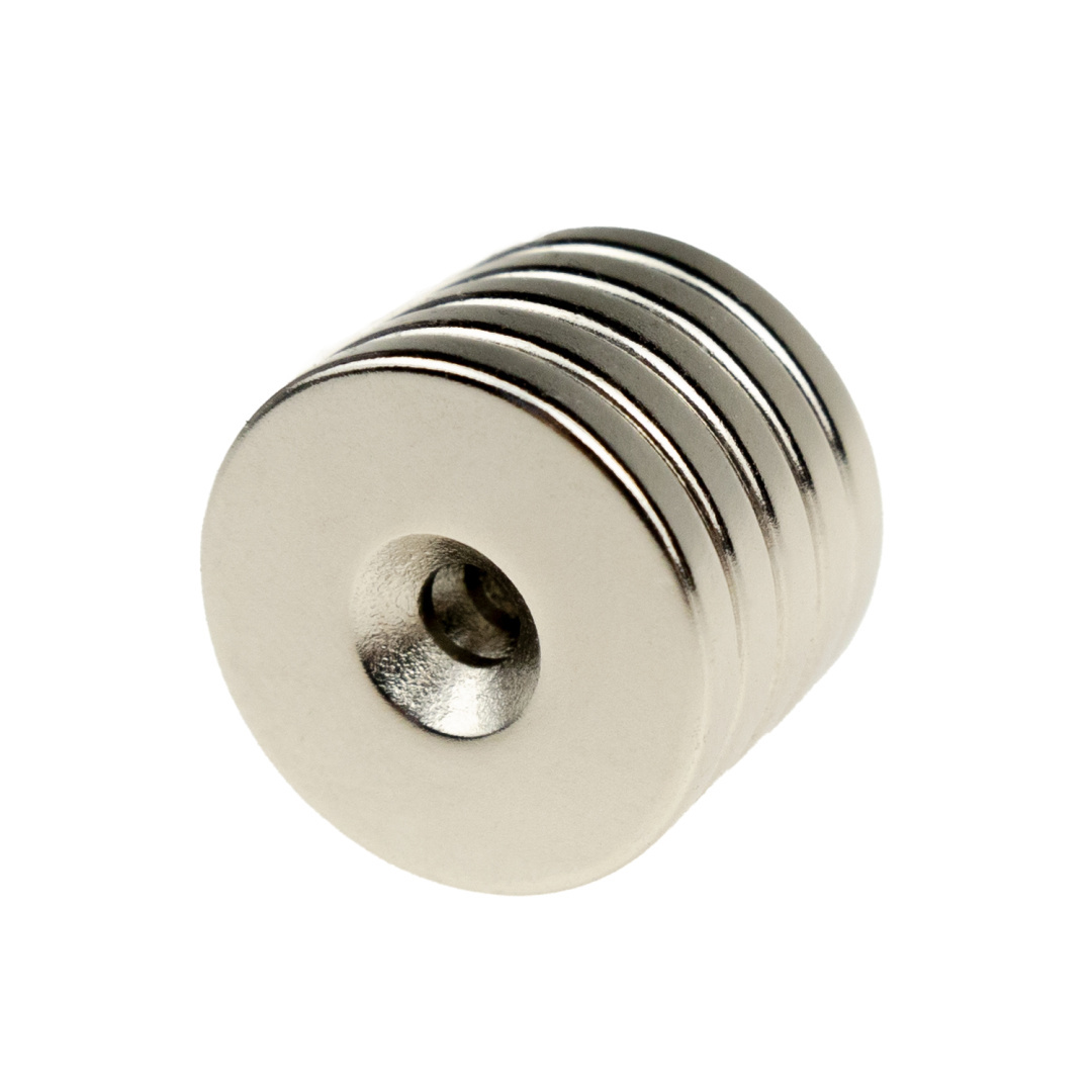 Magnes neodymowy 19.5x3mm - 3,5/7mm